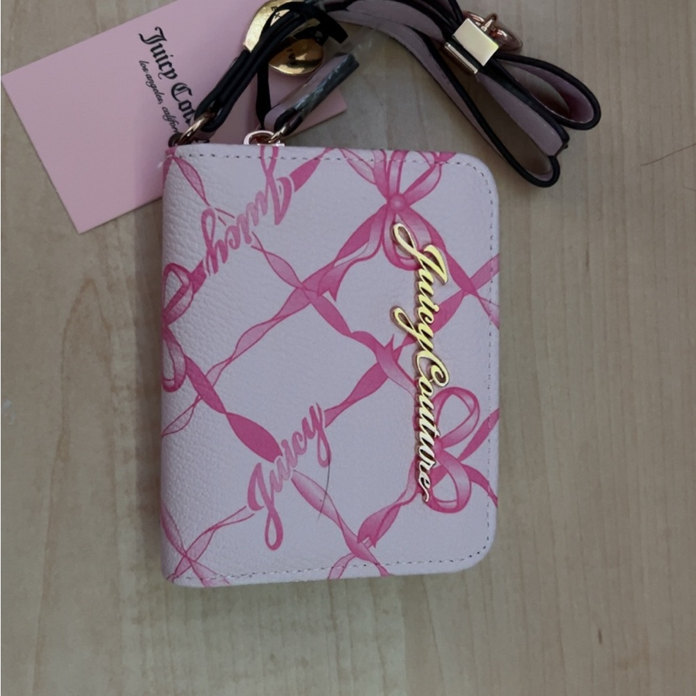 NWT Juicy Couture Lovely Bow Wristlet